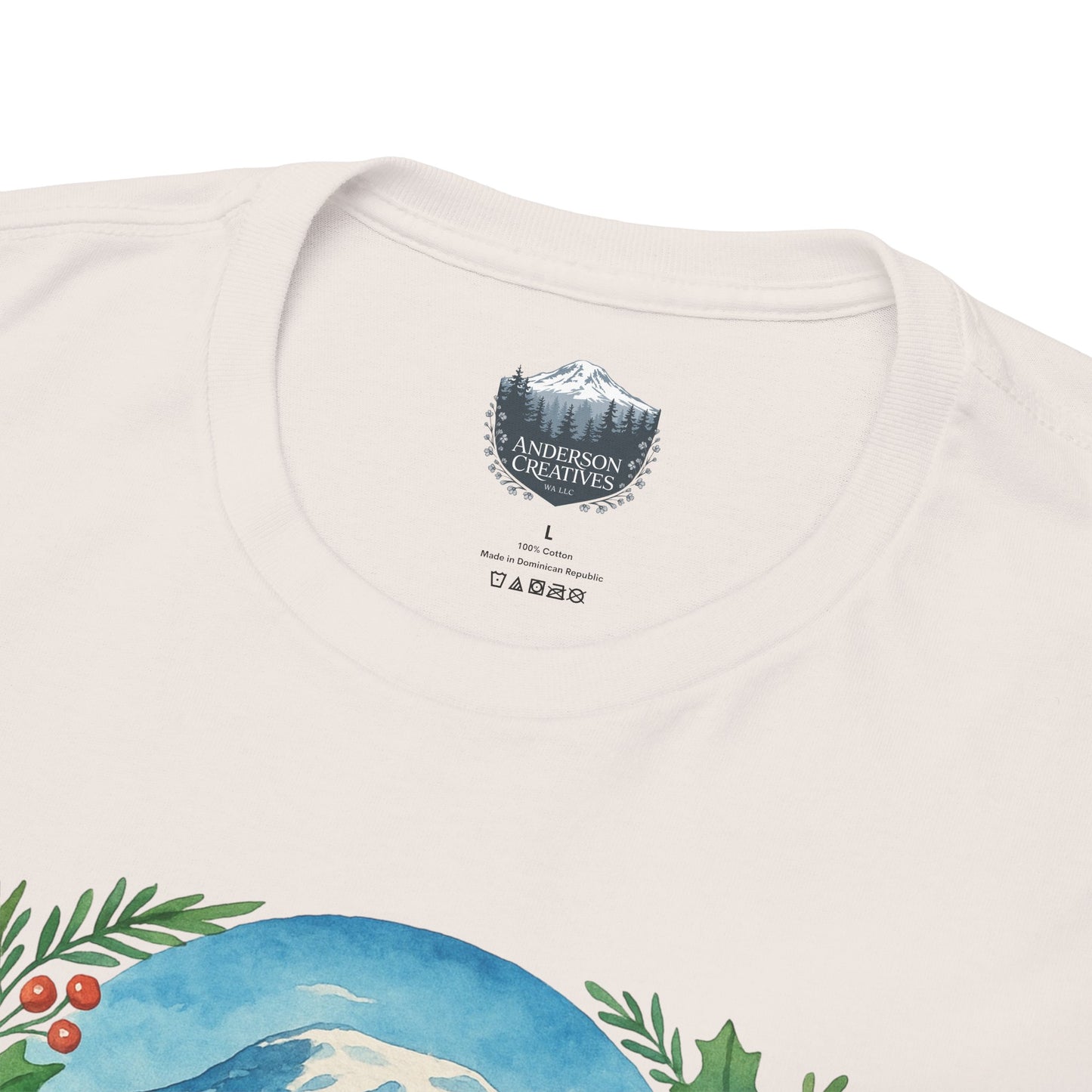 Mt. Rainier - Washington Merry Christmas T-Shirt