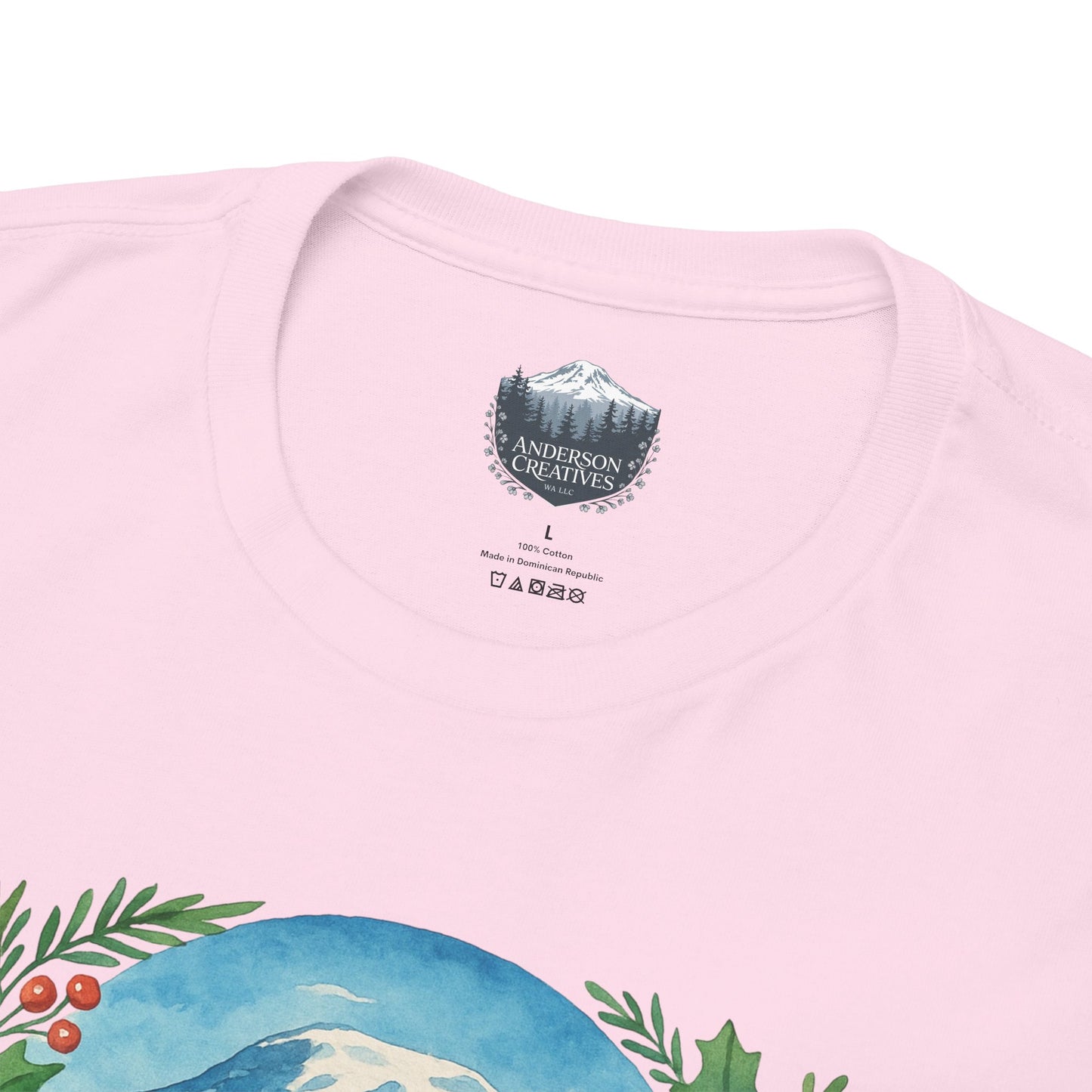 Mt. Rainier - Washington Merry Christmas T-Shirt